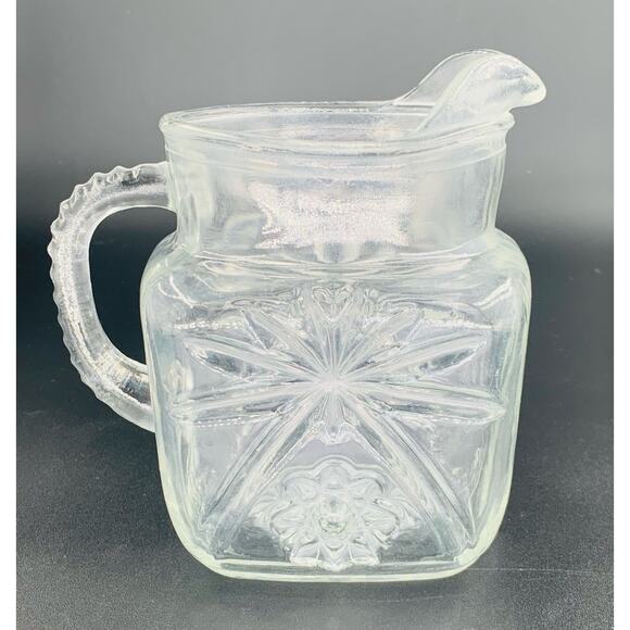 Anchor Hocking Glass Pitcher Small 40 Oz Pressed Square Star Handle Pour Spout - Picture 4 of 9